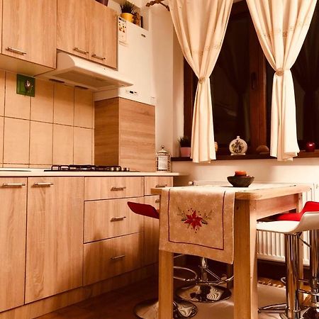 פויאנה ברשוב Fairytale Apartment Close To Bradu Ski Slope מראה חיצוני תמונה