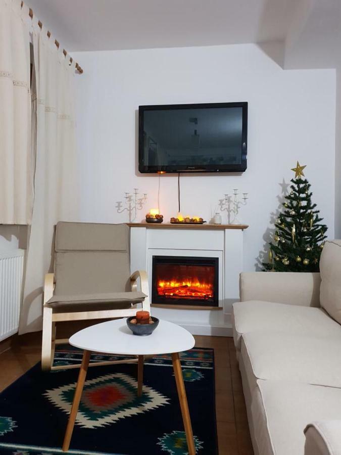 פויאנה ברשוב Fairytale Apartment Close To Bradu Ski Slope מראה חיצוני תמונה