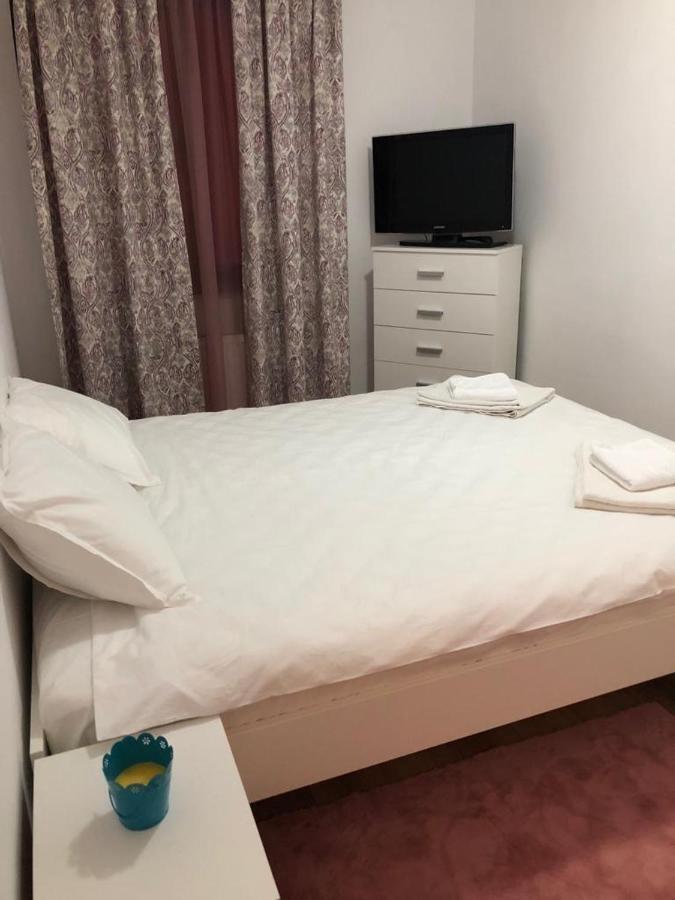 פויאנה ברשוב Fairytale Apartment Close To Bradu Ski Slope מראה חיצוני תמונה